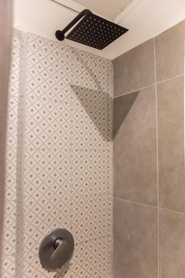 Quadruple Room Private Bathroom
