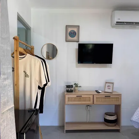 Refugio Surf Lodge-3